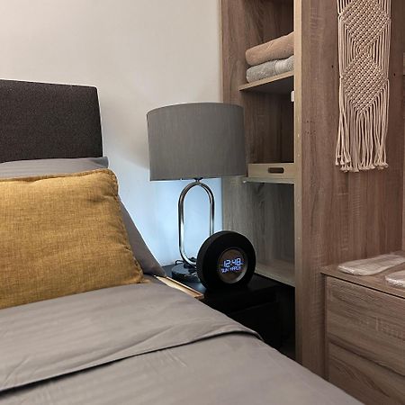Evan Suite @ S Residences Pasay Buitenkant foto